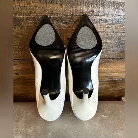 Classic Pumps by Midnight Velvet - Picture 8 of 9